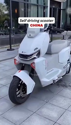INSANE! China's New Self-Driving Scooter Is the Future of Urban Transport 🚀