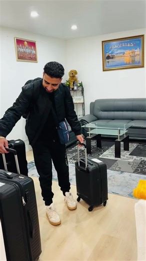 Going back to my hometown 🇮🇳💛 Punjab calling — family time, parents’ hugs, and moments that matter most ✨ So ready to soak in every second 🥹❤️ #Homecoming #PunjabDiShaan #FamilyTime #BackToMyRoots #IndiaTrip