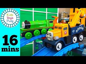 Thomas and Friends Wooden Railway Train Races | Thomas Train Team Green vs Road Super Station