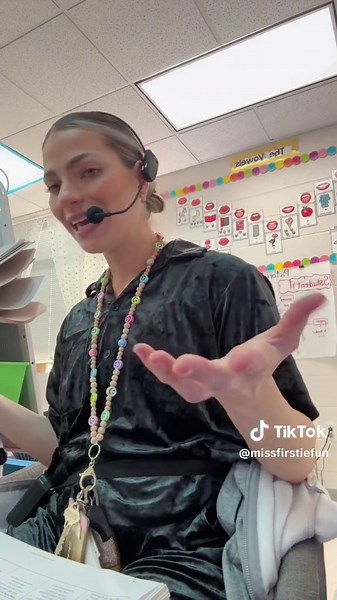 I’ve had some requests for more ✨HEGGERTY✨ videos ☺️ It’s one of my favorite parts of the day in first grade 🤩💗👏🏼 #firstgradeteacher #teachertok #teachersoftiktok #heggerty #teachers #teaching #foundationalskills #phonemicawareness #teacherlife #firstgradeclassroom