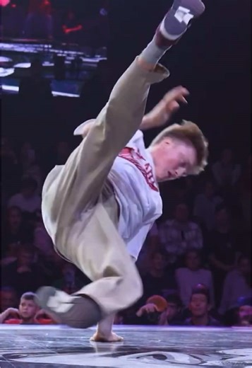 Top BBoys in the World: Breakdance Power Moves