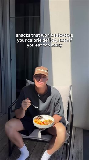here’s a clean, deficit-friendly list that still works even if you slightly overdo it 👀 snacks that won’t sabotage your calorie deficit (even if you eat too many): 1. berries (strawberries, raspberries, blueberries) high volume, low calories, high fibre → hard to overeat enough to do damage 2. air-popped popcorn huge bowl, minimal calories, satisfies crunch cravings 3. cucumber, celery, carrots basically water fibre, you’ll be full before calories add up 4. egg whites pure protein, very low cal