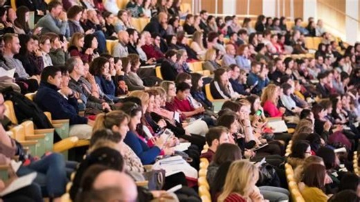 Educación pide al Ministerio auxiliares de conversación en lengua extranjera también para la concertada