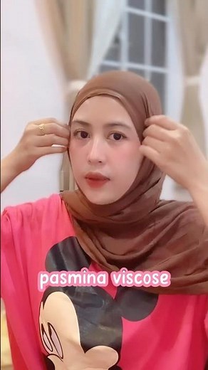 Pasmina yg aku pakai warna chocolate.