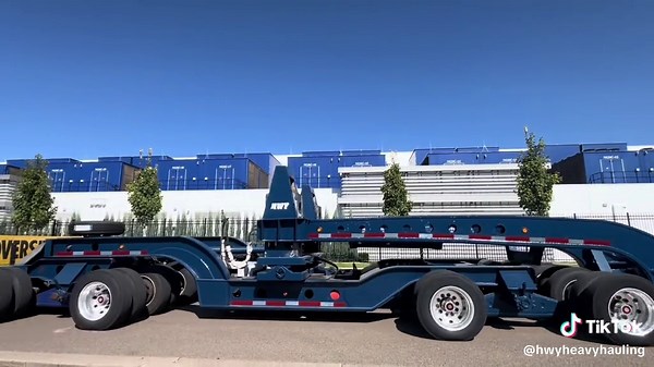 How do you like us now? We are more than just impressive heavy haulers!! Visit our website today to learn more and leave a review!! We haul for you and your feedback makes that possible. #googlereview #hwyhwyhwy #wemovethecity #haulingheavy #haulingheavyequipment