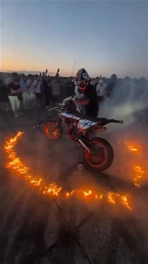 #racinggames#racing#race#racecar#students#flying#allinone#bike#car#cartoon#ride#drift