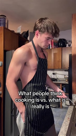 Skit: Hilarious Kitchen Comedy with a Chef Comedian