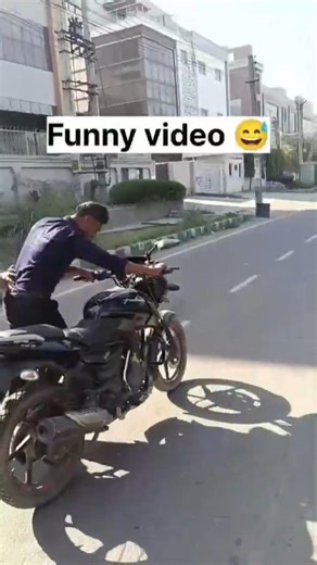 Funny Videos 🤣 Bike Travel Funny|‪@apnavlogs2015‬ #youtubeshort #funny #shortsvideo #comedy