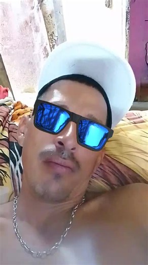 Videos de David Guevara (@david.guevara98) con “sonido original - oliverpuertapuerta”
