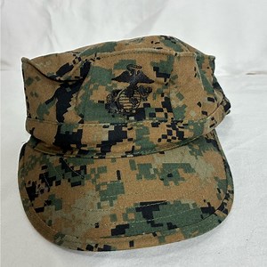 USMC MARPAT Woodland Garrison  Cover Sz S and M NWOT