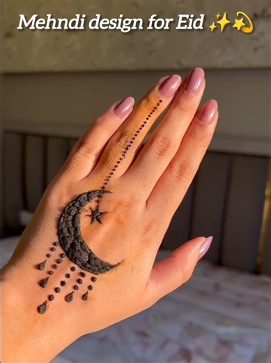 Simple and Stunning Eid Mehndi Design in 5 Minutes