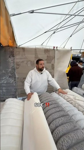 59.99€le grand tapis de salon collection ORLANDO sur Lestapisdumonde.com ou marché porte Montreuil