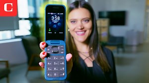 68K views · 569 reactions | One of our video producers abandoned her iPhone 15 Pro Max and spent a full week with the Nokia 2780 Flip to see if she could survive, and perhaps even thrive, with a flip phone in 2024. | CNET | Facebook