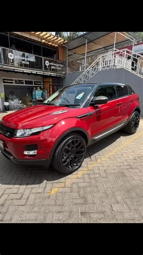 *2014 Range Rover Evoque* - Original paint - 2000cc petrol engine - Auto knob gear - Brand new tyres and alloy rims - Good suspension - Full leather electric seats - Bumper fog lights - Dark interior -moonroof -Sunroof -82000KM Mileage - Rear and front bumper sensors - Cool radio music system with steering control - *Condition:* Very neat, buy and drive - Asking Price 4,200,000/= #rangerover #kenyantiktok🇰🇪 #fyp #viral #fypp