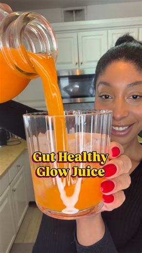 Charmaine Browne on Instagram: "Gut Healthy Glowing Skin juice @drinkwildwonder Comment “Pomelo” for wildwonder’s new Pink Pomelo Limeade and use discount code: CHARMINE15 for 15% off. wildwonder is the world’s first sparkling prebiotic + probiotic beverage for gut health. And their new flavor Pink Pomelo Limeade has delicate chrysanthemum for a bright citrusy sip! Each can has 5 g plant based fiber, vitamin C, and 1 billion live probiotics, both pre + probiotics to support gut & skin health! Re