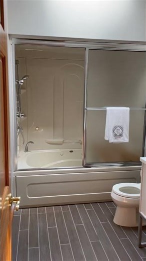 Move-out cleaning by 'Clean House Club'