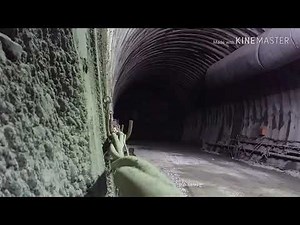 トンネル現場の発破の瞬間です