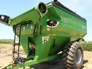 Frontier GC1107 Grain Cart | Agriculture