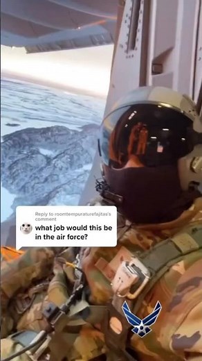 ✈️ Discover the dynamic role in loadmaster w/ USAF! .. ..#AirForceLife #1A2X1 #Loadmasters #AimHigh