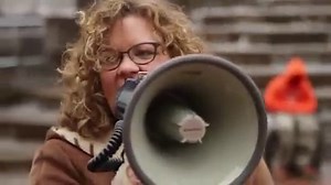 8.5M views · 32K reactions | As these hooded figures demonstrate, being homeless isn't a choice for many young people. (via Bellefaire JCB) | Upworthy | Facebook