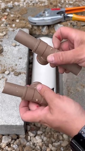 How to cut a pipe using the string trick Fast and clean method #USA #DIYPlumbing #SmartFix | Creative Tips