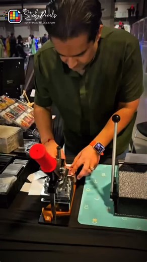 3 comments | Our first LIVE magnets making experience 殺刺 #thestickypixels #everypixeltellsastory #photomagnets #fridgemagnets #madeonthespot #giftideas #trending #viral #calgary #calgarysmallbusiness #localbusiness #foryoupage | thestickypixels | Facebook