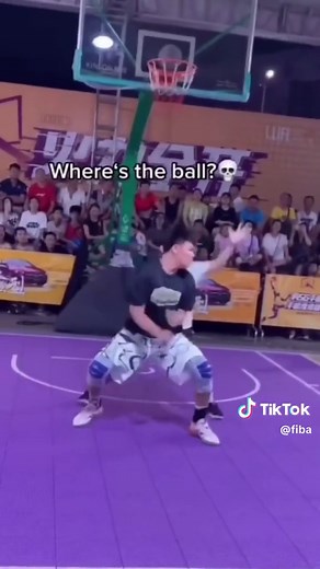 The Ultimate Streetball Move? Check Out This Jaw-Dropping Play!