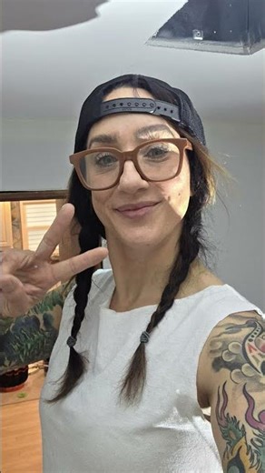 LIVE IT UP! #mylife #painting #white #paint #boring #workhard #goodvibes #behappy