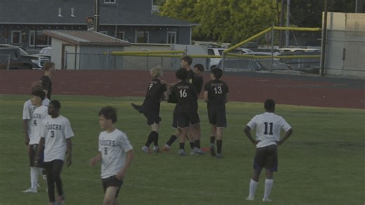 Clarkston earns first 2A district boys’ soccer tournament win since 2019