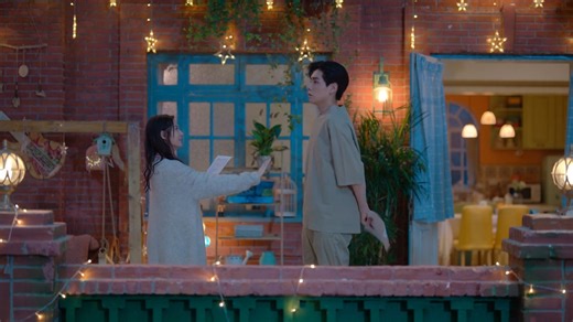 🍨A handsome actor from the last century taught Cinderella how to write a good script 🍨Drama：超时空罗曼史 See You Again #chinesedrama #hotdrama #超时空罗曼史 #SeeYouAgain | 热剧联播