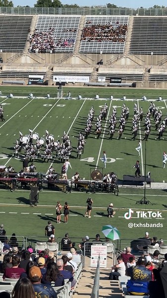 Gaia’s Embrace: Stunning Clarinet Solo Performance