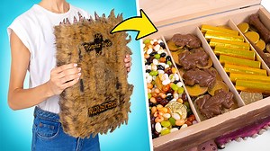 49K views · 3.2K reactions | ⚡️ Aparecen los chicos boxus de madera ⚡️ ¡Hoy tenemos una lección de manualidades mágicas! Vamos a hacer un libro mágico para la lección de Cuidado de Criaturas Mágicas de "Harry Potter". | SUPER SLICK SLIME SAM | Facebook