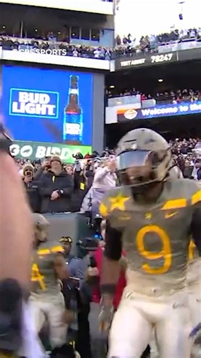 99K views · 752 reactions | The only overtime game in the rivalry’s history. The 2022 Army-Navy Game was a classic.  | CBS Sports | Facebook