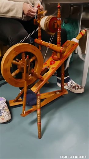 Mesmerizing traditional spinning wheel in action. #ytshorts