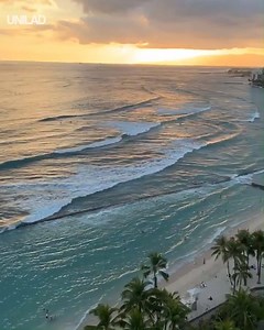542K views · 15K reactions | Sunsets at Aston Waikiki beach looks like heaven ☀️ | UNILAD | Facebook