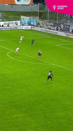 Dieser Torwartfehler endet teuer! 🙈