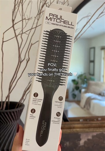 Paul Mitchell (@paulmitchell) - #PaulMitchell styling just got a whole lot smoother ✨ Meet your new blow-dry bestie, the 1016 Vented Styling Brush!