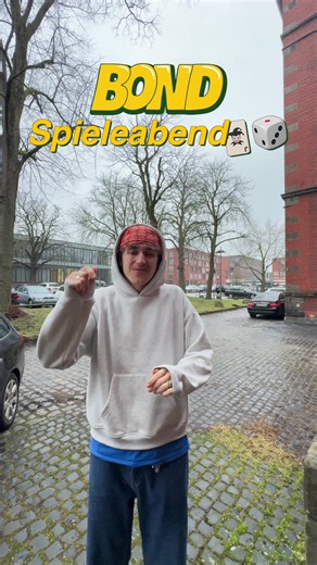 Man weiß nie wen man so alles kennenlernt…🤷‍♂️:)) #kassel #spieleabend #event #bond #kennenlernen @sidneyburnie