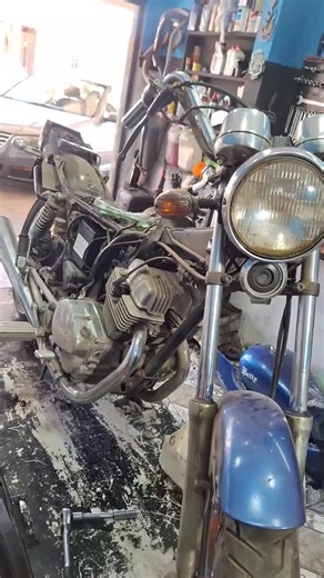 Franco Gastón on Instagram: "Puesta en marcha después de 10 años aproximadamente.. #honda #nighthawk #250"