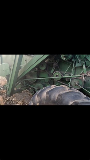 77K views · 1.2K reactions | John Deere 45 combine #johndeere | Deandeere4020 | Facebook