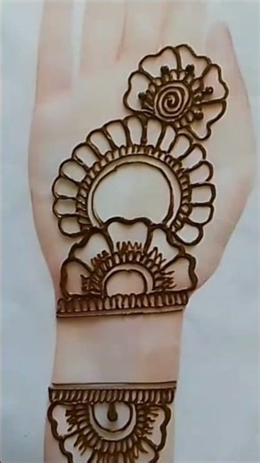👌🙂simple front hand mehndi design for beginners #viral #shortsviral #trending
