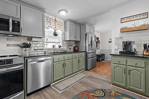 70 Blackbird, Tiverton, RI 02878 - MLS 73436455 - Coldwell Banker