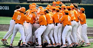 WATCH: Tennessee baseball has first triple play of 2024 season vs. Oklahoma