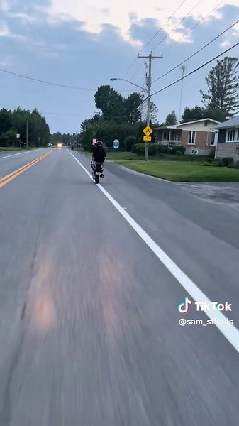 Republier et merci à @williamthibodeau85 @Basque👀 @abonne toe ti bum @No_ fat_ chix @Secret Import @Désilets @Liam🧸 @sebas_caliss @Vaudreuil @Alexis