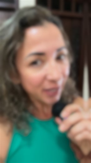 ᴀɴɴʏ ɢɪʀᴀʟᴅᴏ ꜱᴀɴᴛᴀ | ᴄᴏᴀᴄʜ ᴅᴇ ʜÁʙɪᴛᴏꜱ ʏ ᴘᴇʀꜱᴏɴᴀʟ ᴛʀᴀɪɴᴇʀ on Instagram: "Como runner y piel sensible, necesitaba un tratamiento que hidrate, calme y respete mi piel. El velo de colágeno + vitamina E de Corona actúa como una segunda piel: mejora el tono, la luminosidad y la definición del rostro. 💆‍♀️ El resultado depende del producto, el masaje y tus hábitos. Piel calmada, hidratada y con glow real ✨ 📩 Escríbeme si tu piel también lo necesita. #habitossaludables #skincare #colageno"