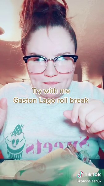 Let’s try Gaston Lago roll breaks !🤤 #fyp #fypシ #gastonlago #gastonlagos #gastonlagotastetest #rollbreak #rollbreaktastetest #tastetest #strawberry #capachino #testing #trend #trending #trywithme #foodie #foodiesoftiktok #tastetest #funny #yummy #food #sweets #sweetlovers #sweetloversoftiktok #tiktok #fun #duetme #share #like #comment #follow #whatsnext #FORDfortheBuilders #ShowYourJOWO #unboxing #asmr