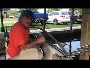 Briscoe’s Better Boating - Slip Docking.