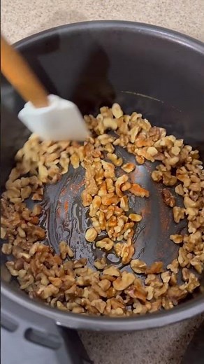 HEALTHY Candied Walnuts in the Air Fryer! 🍁