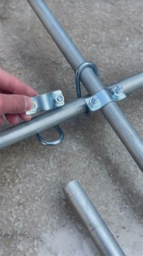 Easy Step by Step Guide to Connecting Pipes with Clamps