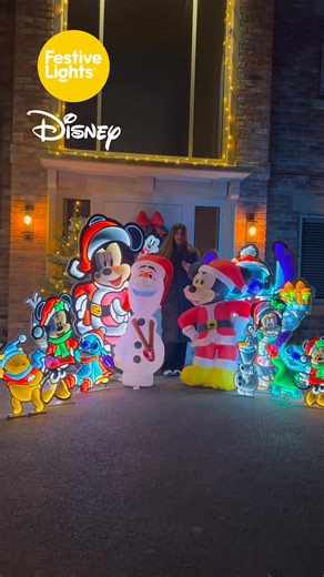 27K views | Discover the World’s Largest ©Disney Christmas Lights...
